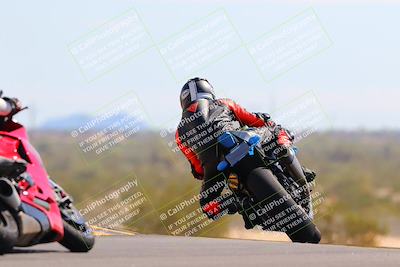 media/Oct-09-2022-SoCal Trackdays (Sun) [[95640aeeb6]]/Turn 9 Backside (120pm)/